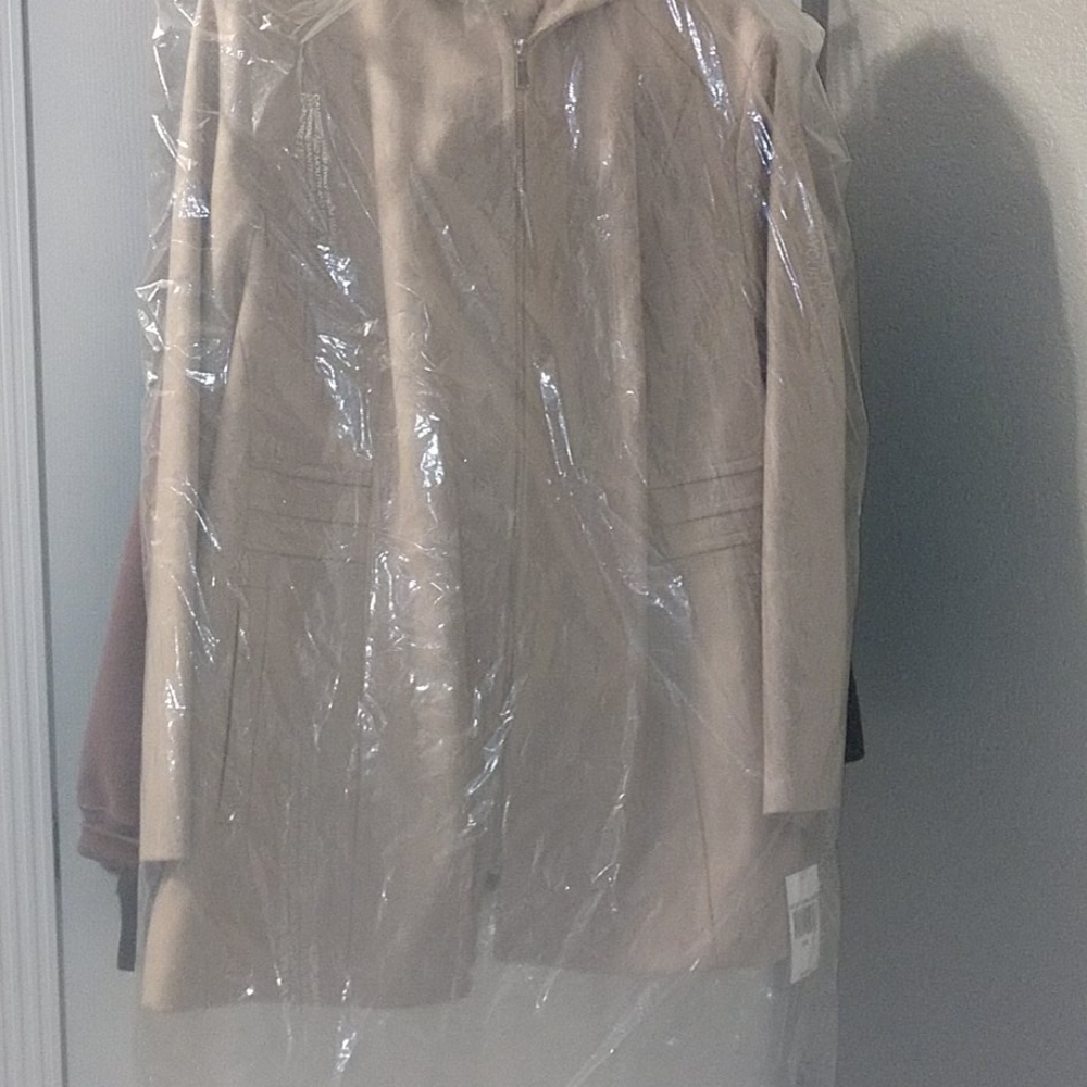 Women's 3x coat NWT in plastic